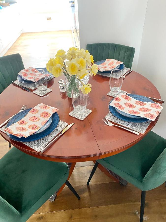 Springfield Court 12 Apartment Harrogate Bagian luar foto